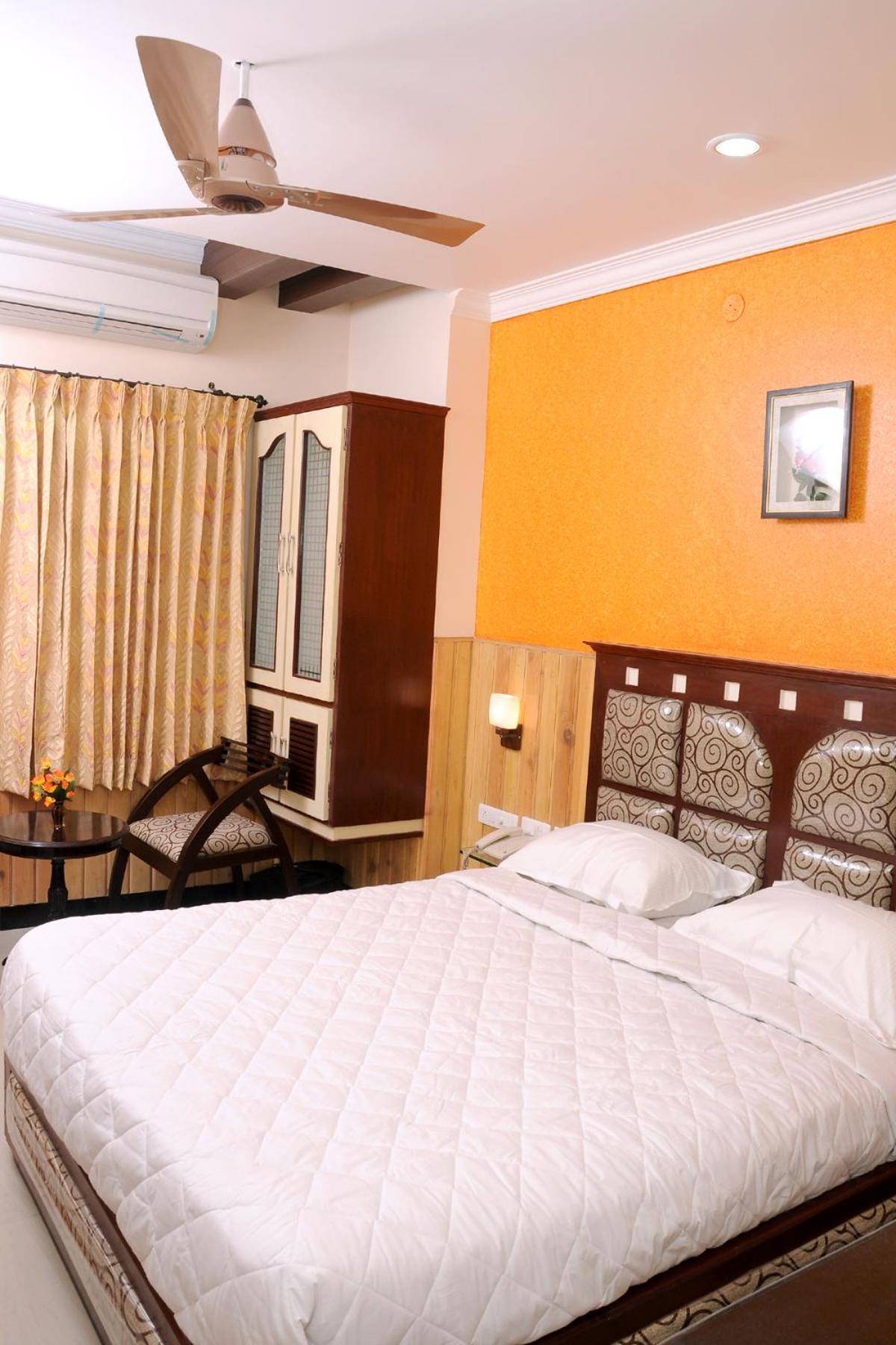 Hotel Sree Baalaaji Bhavan Діндуккал Екстер'єр фото